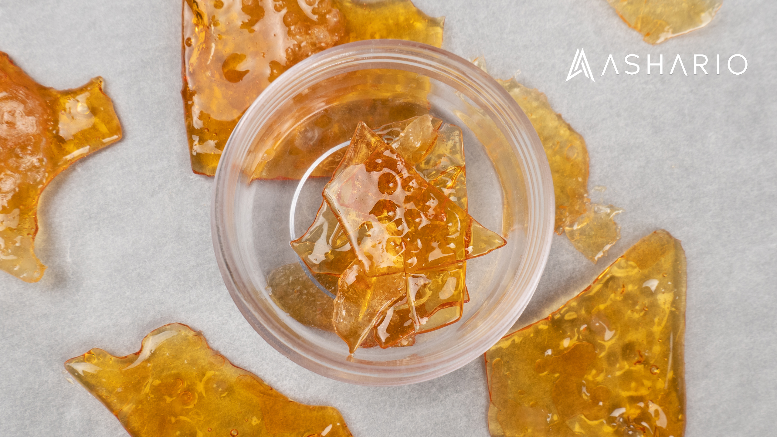 Learn how to consume shatter like a pro with our comprehensive guide. Whether you're a novice or seasoned enthusiast, mastering the art of shatter consumption is essential for maximizing its effects.